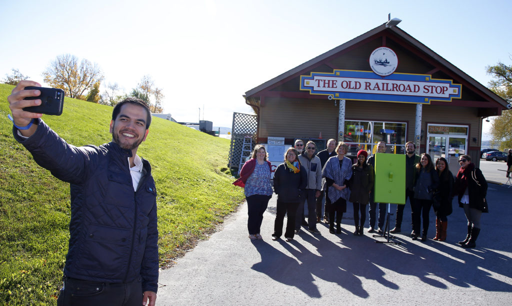 CP IMAGES3007 during the BASF and Bullfrog Power solar panel launch event on Tuesday October 16 2018 in Hiawatha First Nation, Ont.